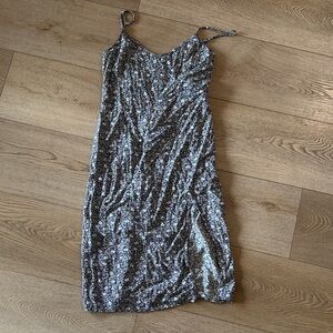 Abercrombie & Fitch Black and White Floral Midi Dress